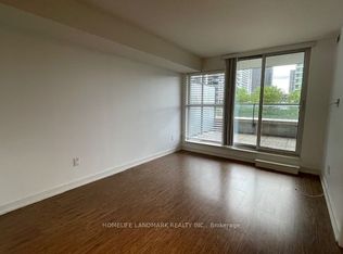33 Singer Ct #307, Toronto, ON M2K 0B4