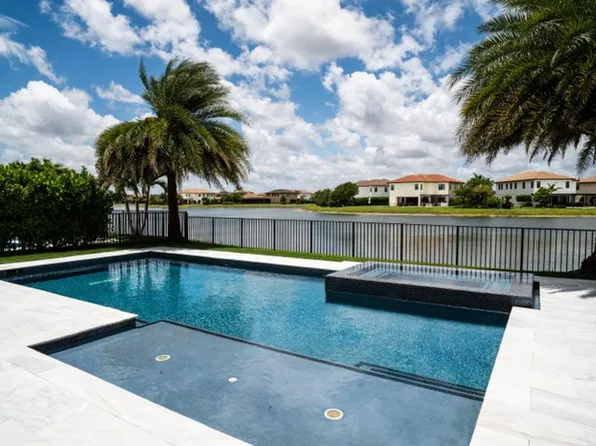 8665 E Baypoint Cir, Parkland, FL 33076