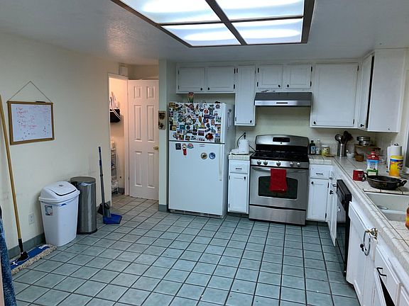 2nd image of 803 Kevenaire Dr