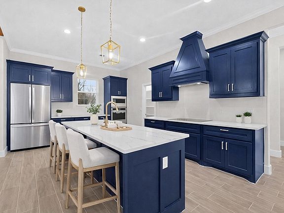 3rd image of 335 Cross Tie Ranch Rd