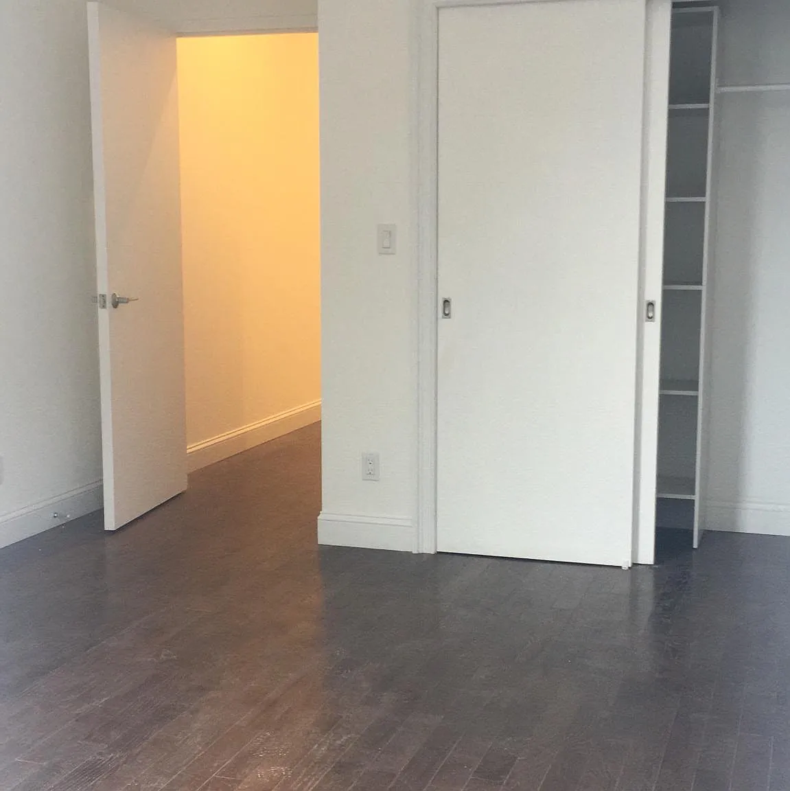 5918 57th St — Photo 3