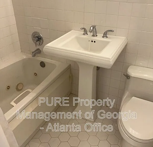 215 Piedmont Ave NE #1206 — Photo 8