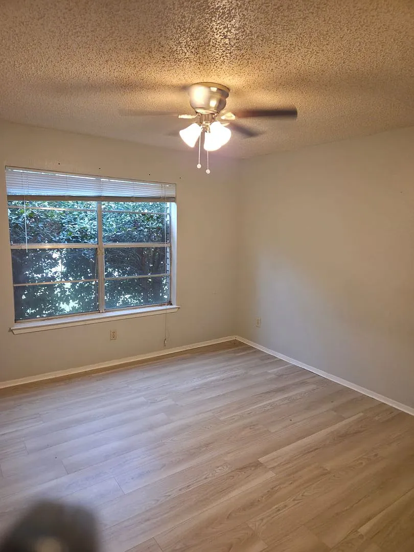 5510 Brookview Court — Photo 3