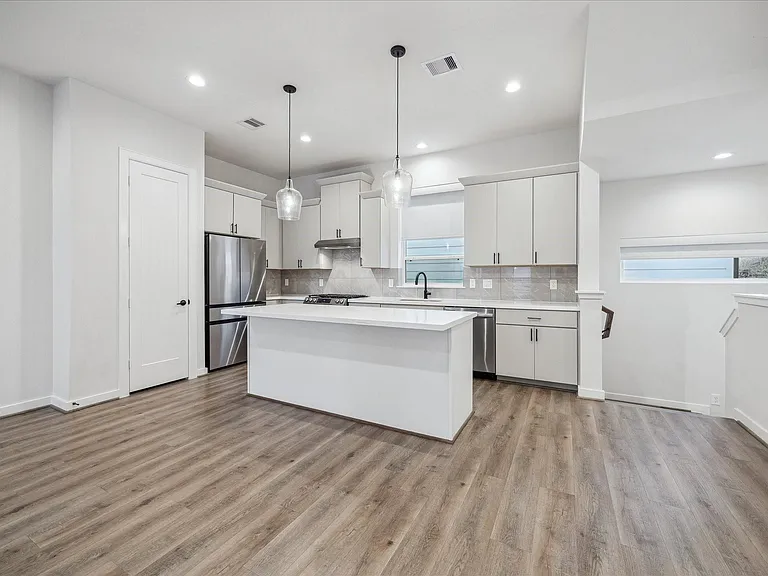 1603 Patterson St #E — Photo 11