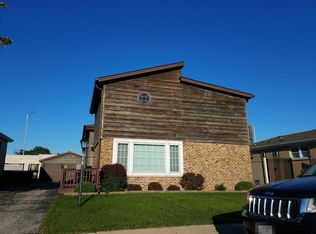 5983 Ruby St, Rosemont, IL 60018