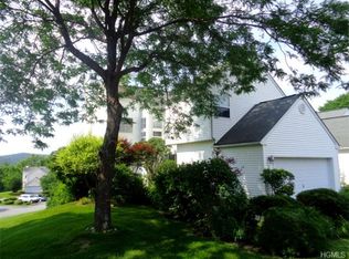 16 Tibbet Way, Poughquag, NY 12570