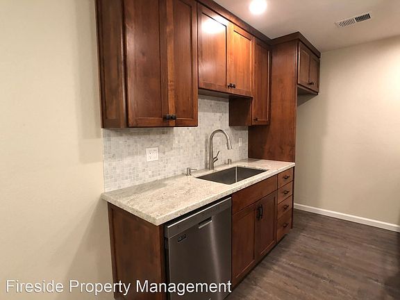 4th image of 247 N Capitol Ave #1093