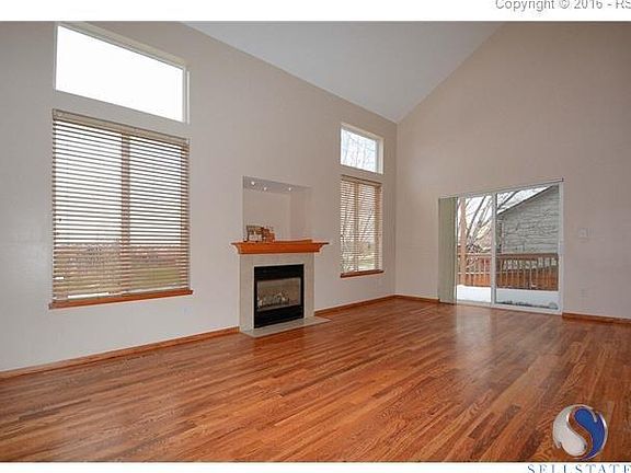 4th image of 6890 McEwan St