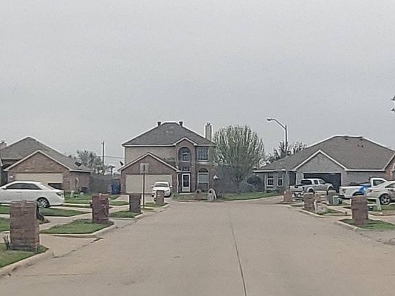 4th image of 314 Creekside Way