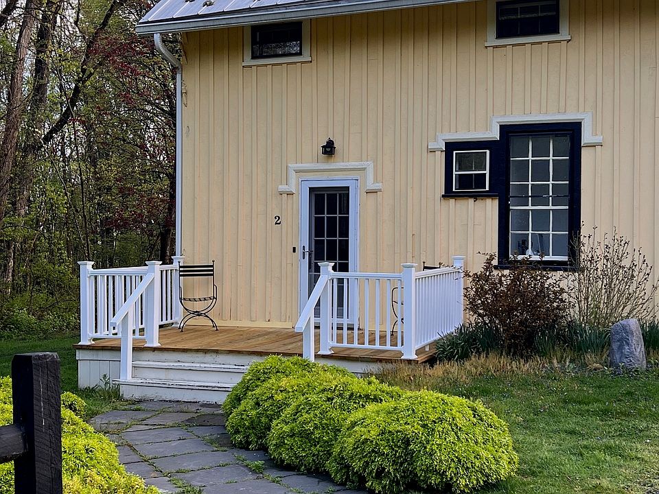 Close up of Entrance