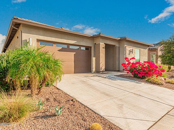 3rd image of 13432 W EVERGREEN Terrace