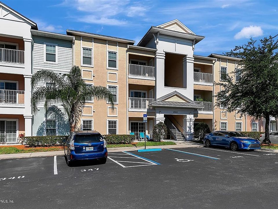 1st image of 4966 Key Lime Dr Unit 306