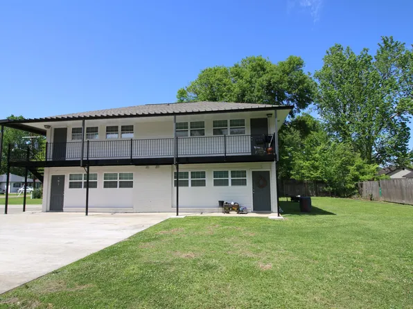 2020 S Ringer Ave, Gonzales, LA 70737