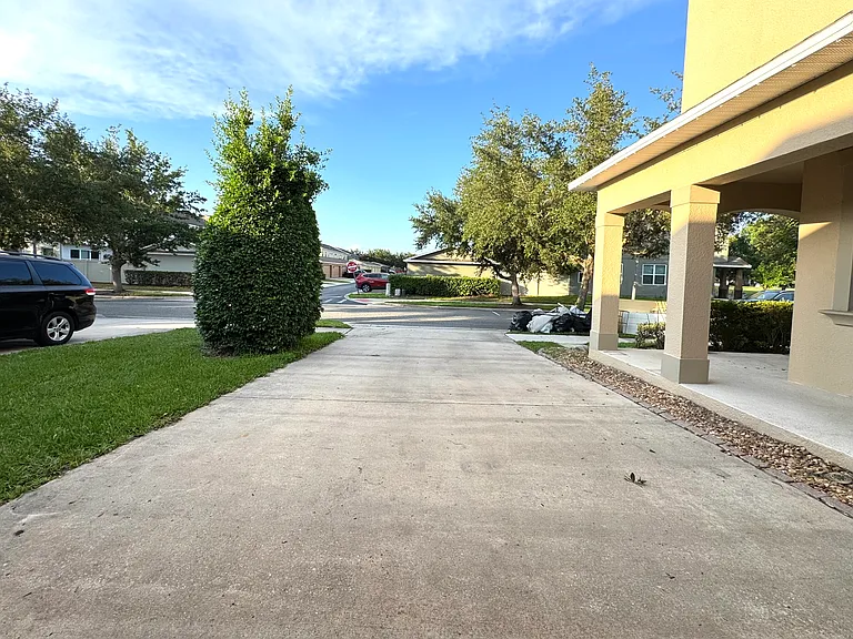 12784 Garridan Ave — Photo 4