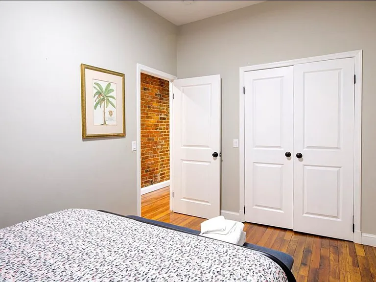 1118 F St NE #2 — Photo 21