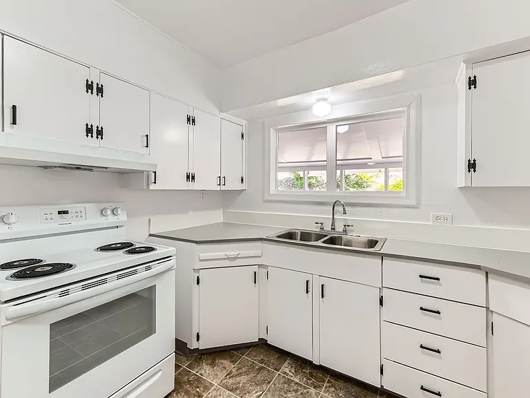 6754 SE Alder Pl — Photo 14