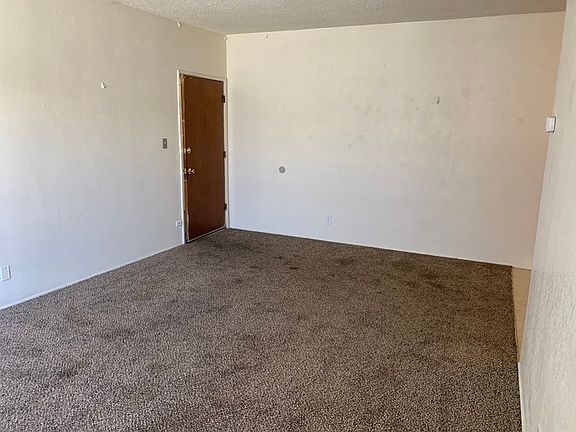 3rd image of 560 S Richmond Ave APT 4