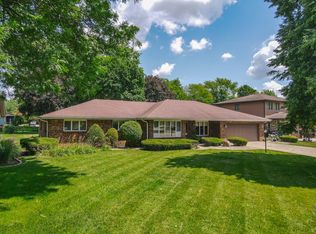 2 Rockne Dr, Manteno, IL 60950