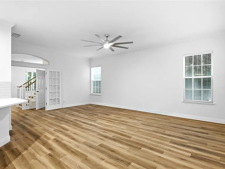 912 Waterside Dr — Photo 20
