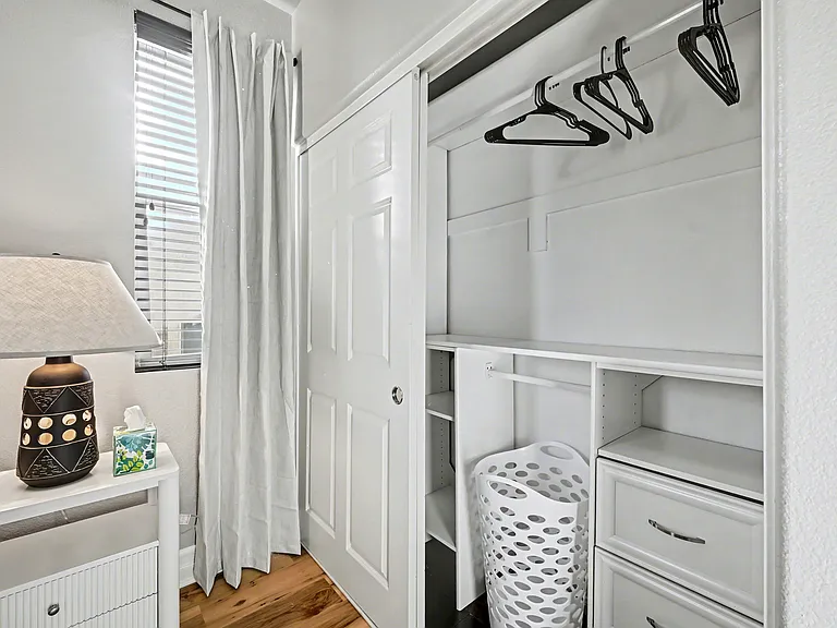 24731 Valleywalk St #6 — Photo 27