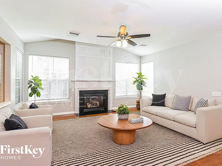 1905 Arbor Crest Ct — Photo 5