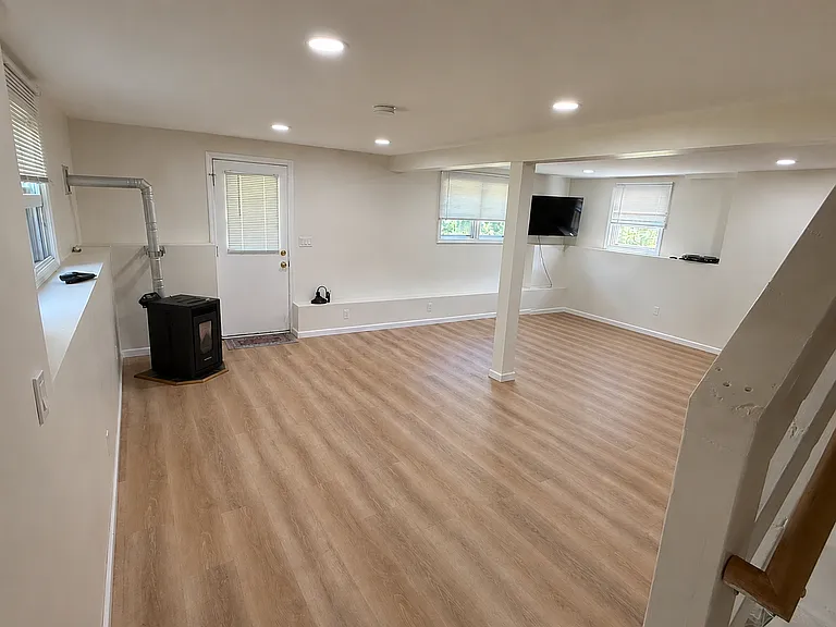 12 Half Acre Dr — Photo 31