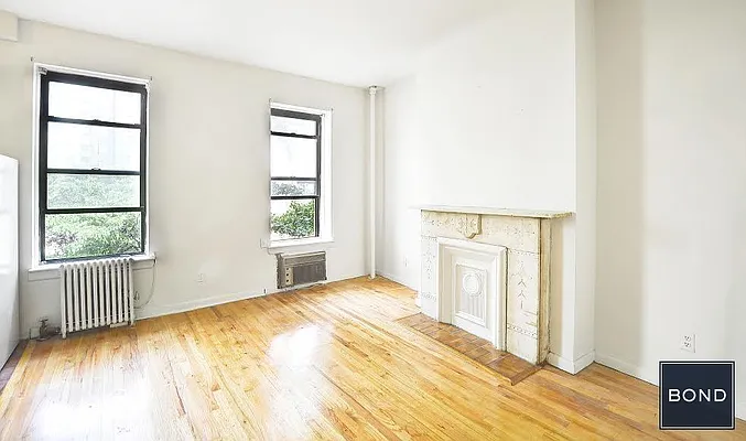 Rented by Bond New York | media 8