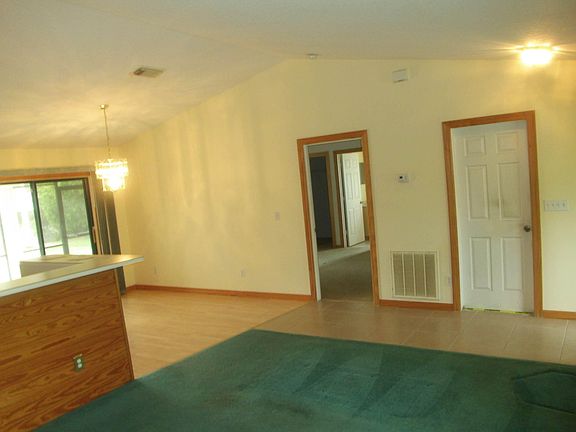 3rd image of 2379 SE Rock Springs Drive