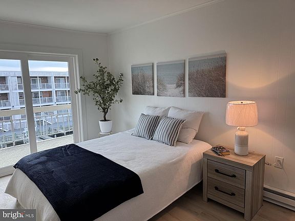 4th image of 615 Salt Spray Rd Unit 3E