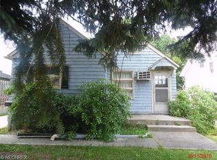 5270 Forest Ave, Maple Heights, OH 44137