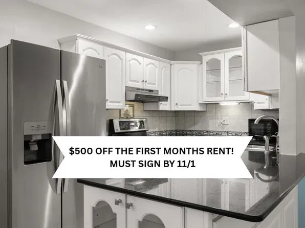8039 Garden Dr APT 102, Seminole, FL 33777