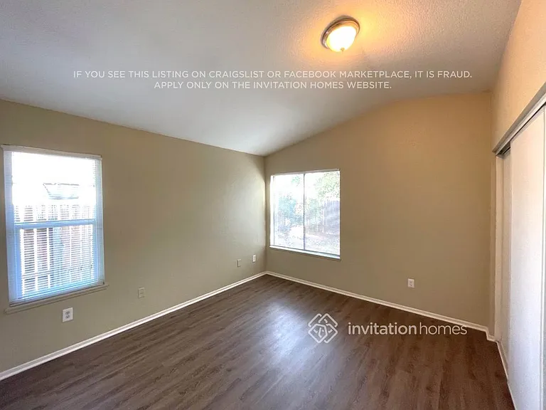 22802 Springdale Dr — Photo 10