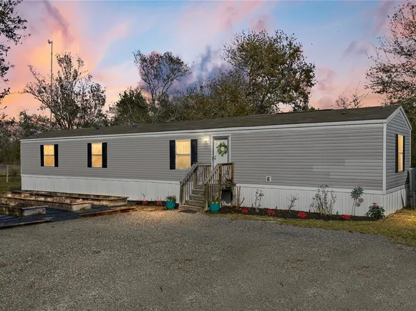 4553 Cedar Hammock St, Lake Wales, FL 33859