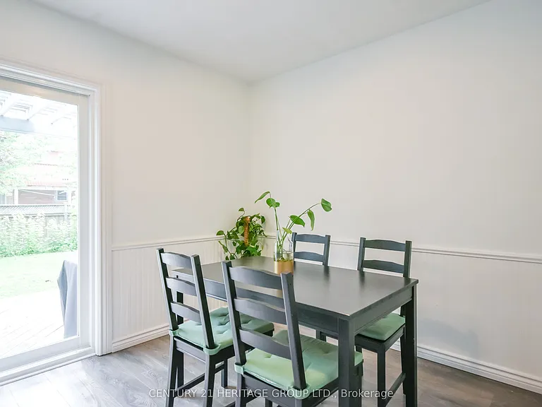 416 Sunnidale Rd — Photo 9