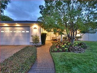 1st image of 315 Sussex Ct