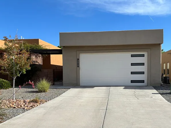 3245 Oakmount Dr SE, Rio Rancho, NM 87124