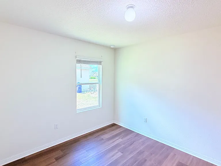 9803 Pepper Tree Pl — Photo 13