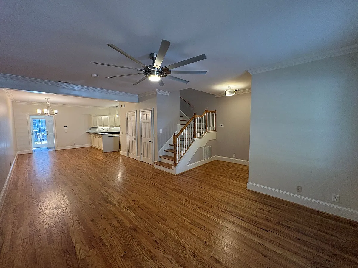 Building Photo - 702 Bennett St #D