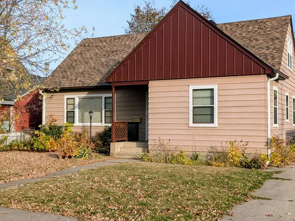 1607 E Oakland Ave, Austin, MN 55912