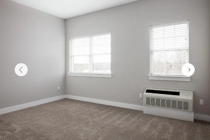 116 Waverly Ave — Photo 3
