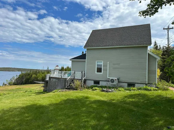 5034 Highway 7, Liscomb, NS B0J 2A0