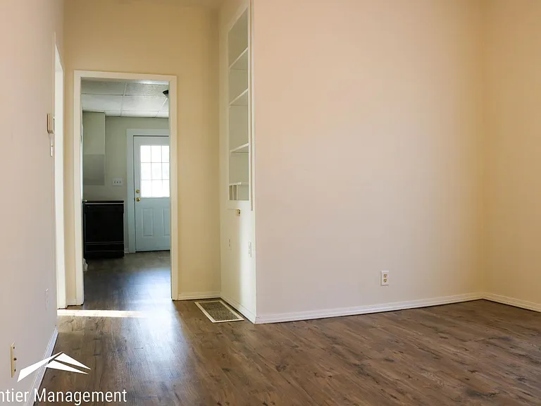 923 Osage St. — Photo 5