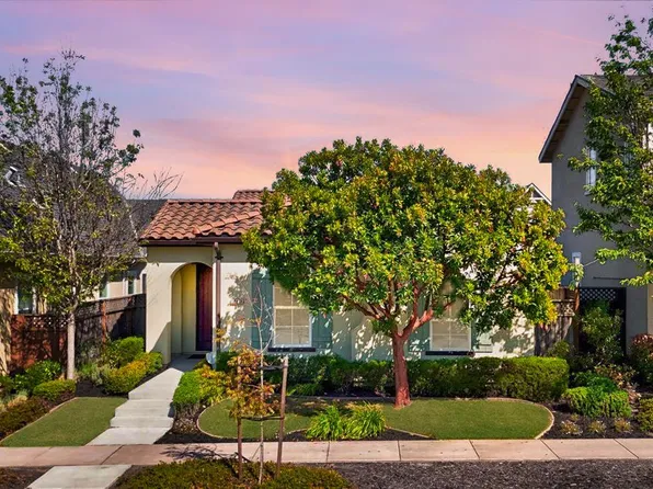 18470 McClellan Cir, Marina, CA 93933