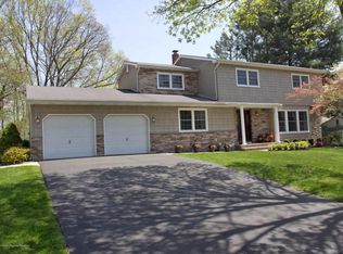 10 Bruce Rd, Morganville, NJ 07751