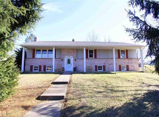 3899 Sharoden Dr, York, PA 17408