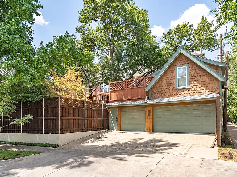 3900 Bowser Ave — Photo 67