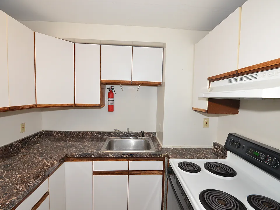 74 Union St #22