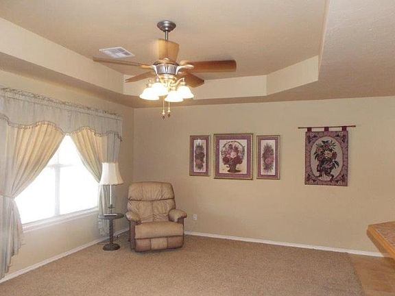 2nd image of 2315 E Timbercrest Dr
