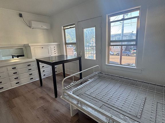 Murphy bed and built in drawers