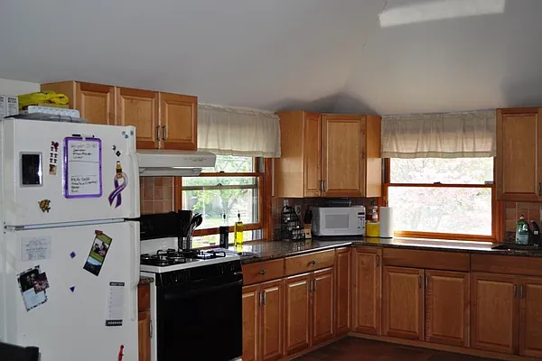 Rented by Corcoran | media 21